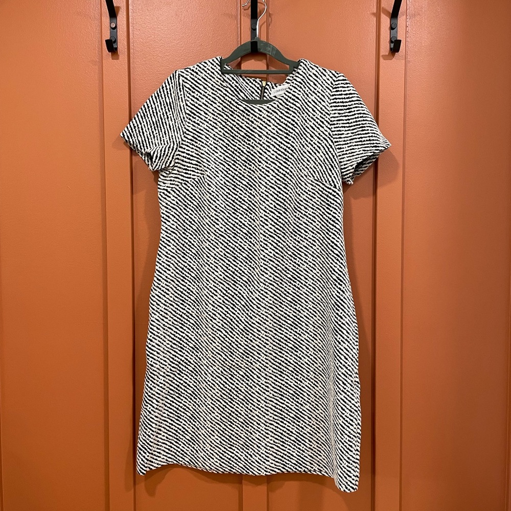 Black and white patterned short sleeve Calvin Klein dress